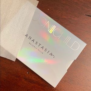Anastasia Beverly Hills Moon Child Glow Kit